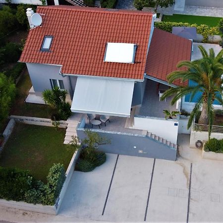 מאלי לוסיניי Villa Artaturi מראה חיצוני תמונה