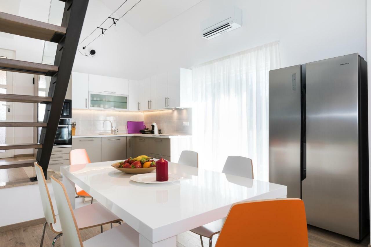 מאלי לוסיניי Villa Artaturi מראה חיצוני תמונה